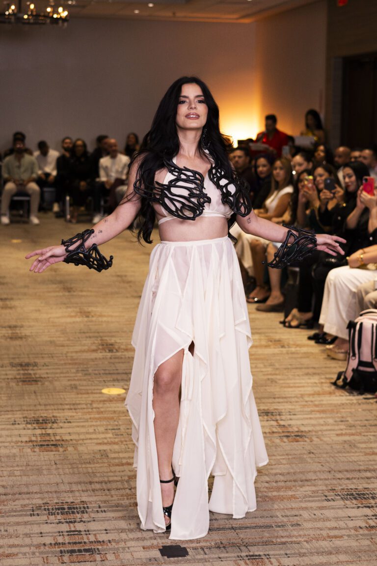 20260610_DIGITAL_MUPR_TOTAL_LOOK_JB_11